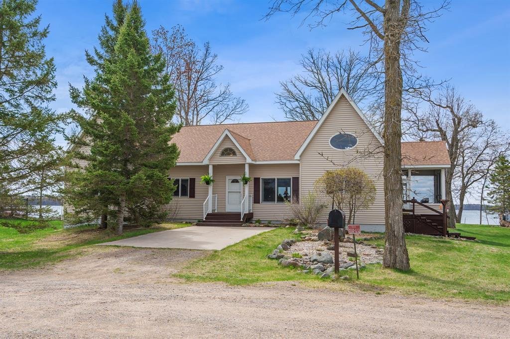 House in Luck, Wisconsin, United States 1 - 17864538