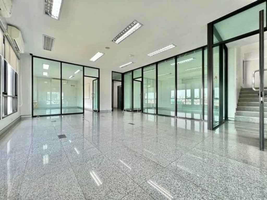 House in Bangkok, Krung Thep Maha Nakhon, Thailand 4 - 17863749