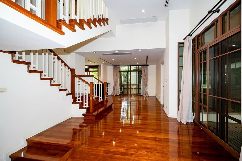 House in Phra Khanong Nuea, Bangkok, Thailand 4 - 17863748