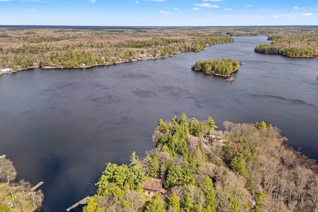House in Port Severn, Ontario, Canada 2 - 17861978