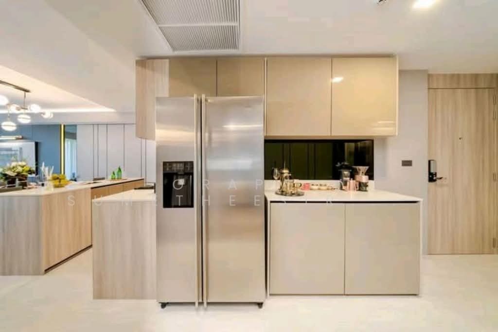 Condo in Phra Khanong Nuea, Bangkok, Thailand 1 - 17863720