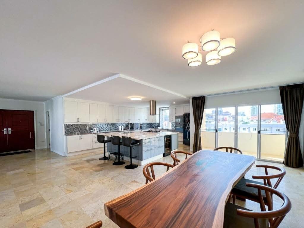 Condo in Pattaya City, Chon Buri, Thailand 4 - 17862433