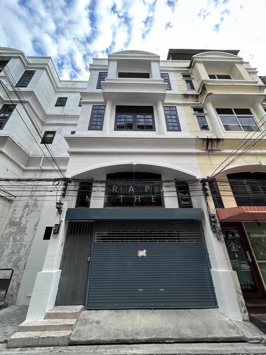 Townhouse in Bangkok, Krung Thep Maha Nakhon, Thailand 3 - 17866917