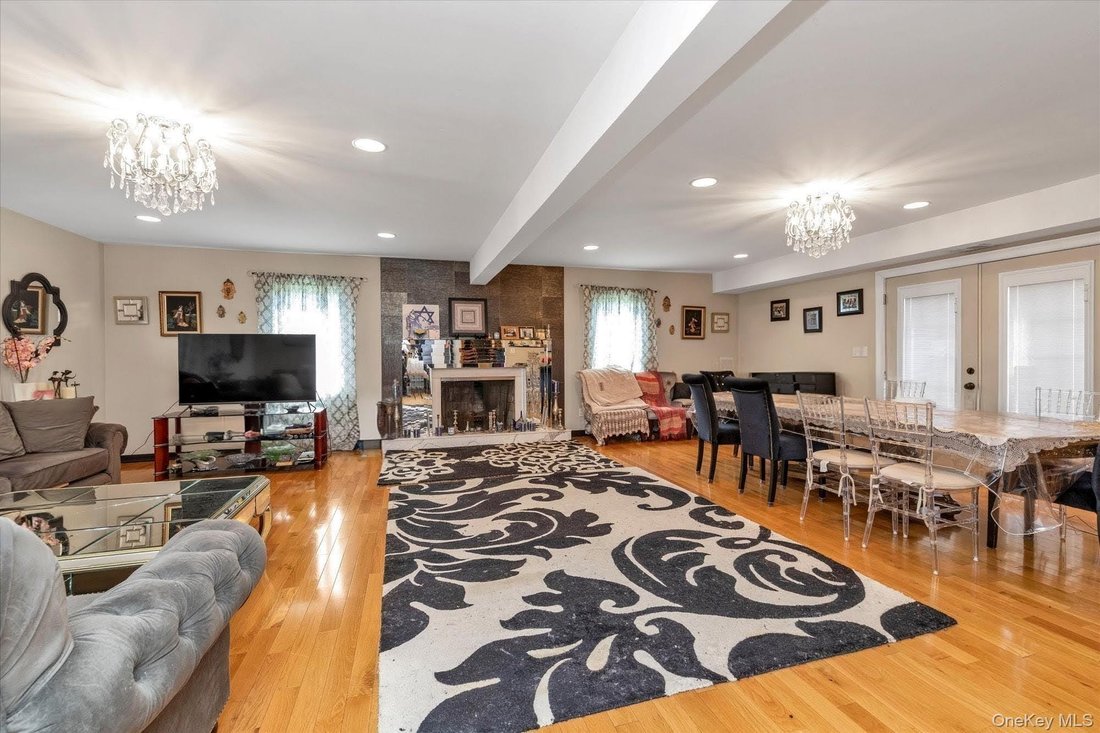 House in Woodsburgh, New York, United States 5 - 17864412