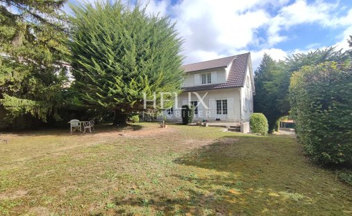 Maison à Saint Nicolas, Maisons-Laffitte, France 1
