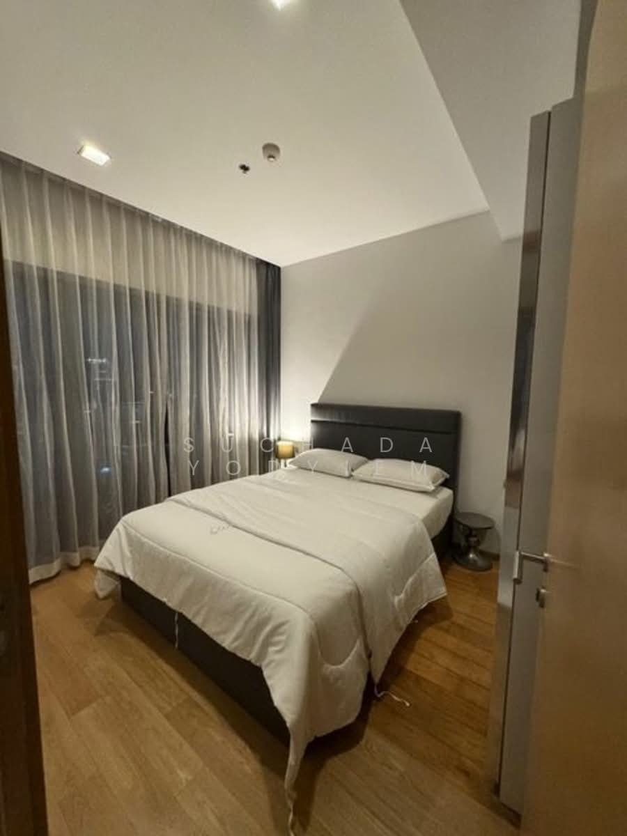 Condo in Phra Khanong Nuea, Bangkok, Thailand 1 - 17863972