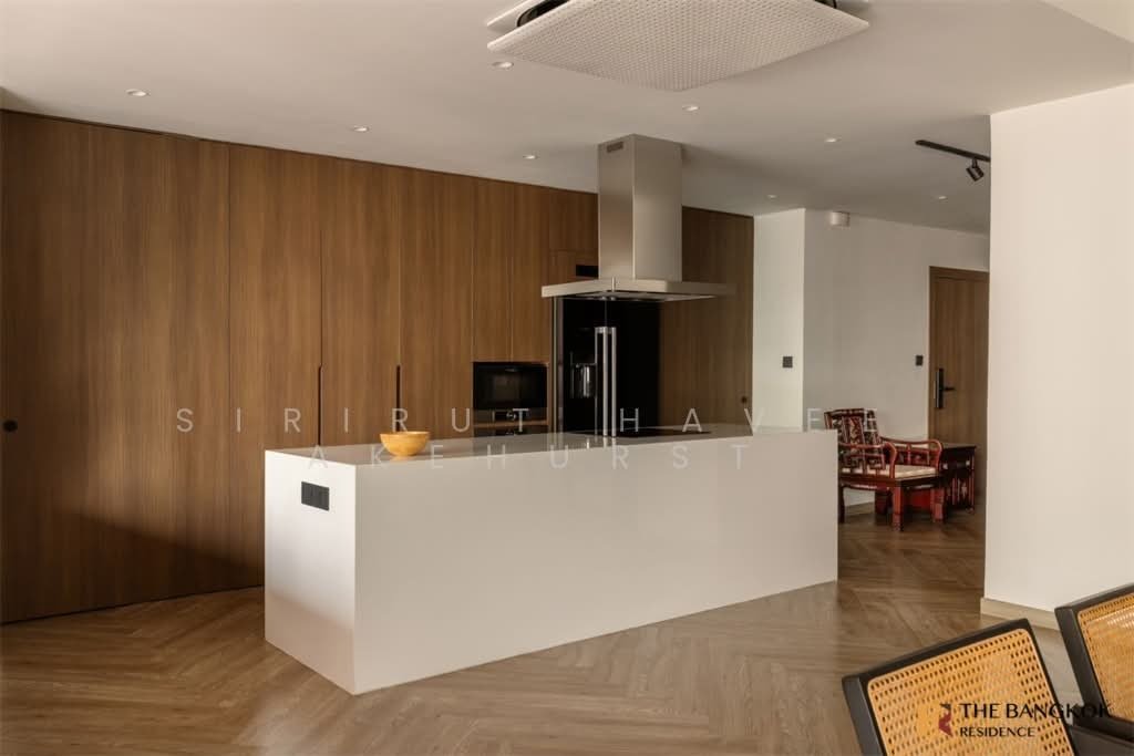 Condo in Khlong Toei, Krung Thep Maha Nakhon, Thailand 3 - 17863555