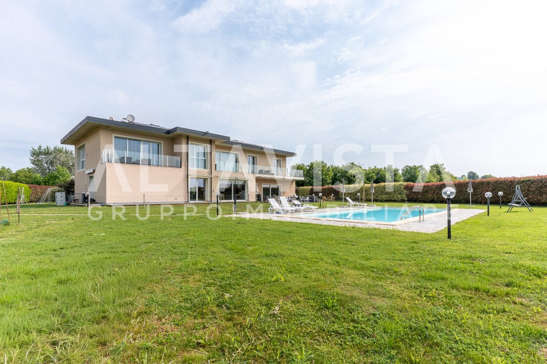 Farm Ranch in Historic Center, Lonato del Garda, Lombardy 4 - 17868118