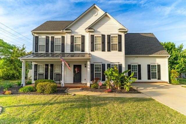 House in Clover, South Carolina, United States 1 - 17861933