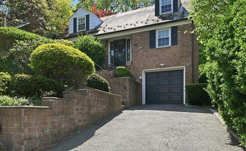 House in Manhasset, New York, United States 1