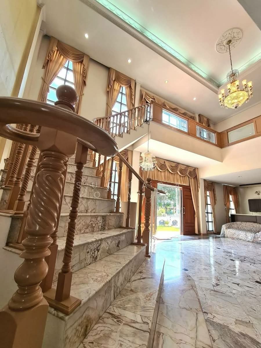 House in Chan Kasem, Bangkok, Thailand 4 - 17866894