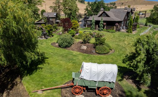 House in Dallesport, Oregon, United States 1