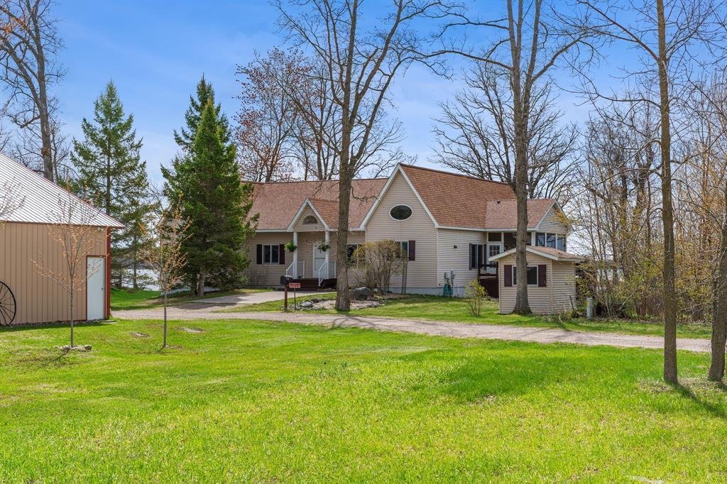 House in Luck, Wisconsin, United States 3 - 17864538