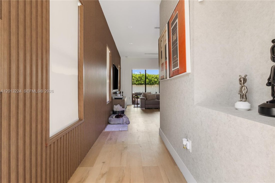 House in Miami Lakes, Florida, United States 3 - 17861142
