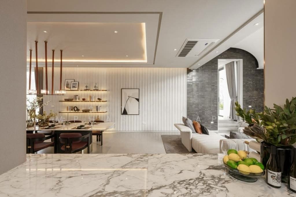 Villa à Pattaya, Province de Chonburi, Thaïlande 2 - 17862511
