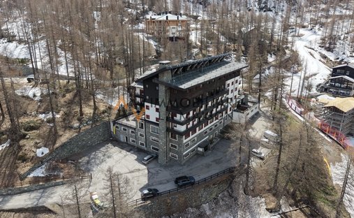 Apartment in Breuil-Cervinia, Aosta Valley / Vallée d'Aoste, Italy 1
