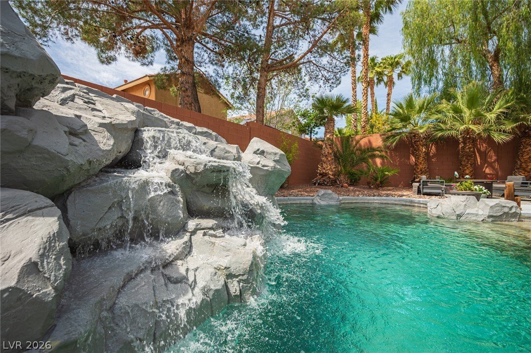 House in Las Vegas, Nevada, United States 4 - 17860964