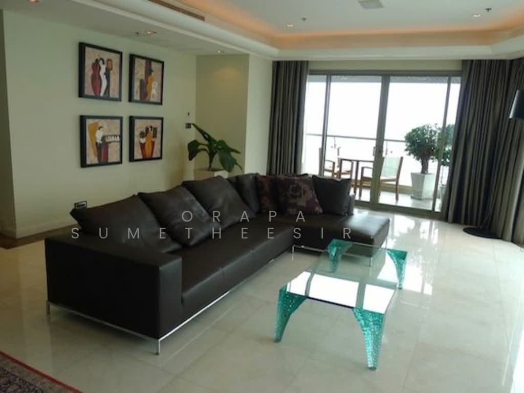 Condo in Khlong Toei, Krung Thep Maha Nakhon, Thailand 1 - 17866889