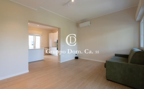 Apartment in Vittoria Apuana, Forte dei Marmi, Tuscany 1