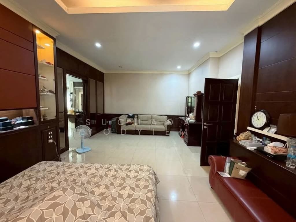 House in Bangkok, Krung Thep Maha Nakhon, Thailand 5 - 17864176
