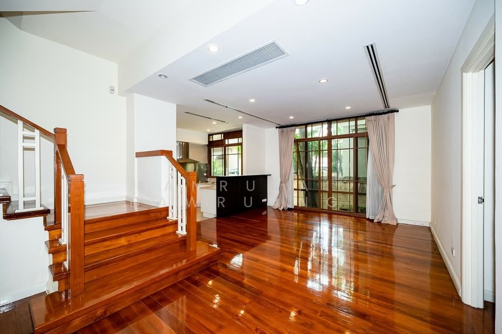 House in Phra Khanong Nuea, Bangkok, Thailand 5 - 17863748