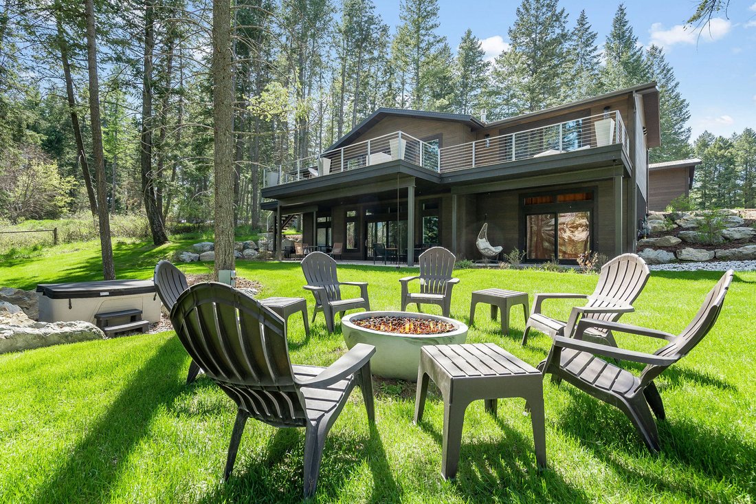 House in Columbia Falls, Montana, United States 5 - 17864688