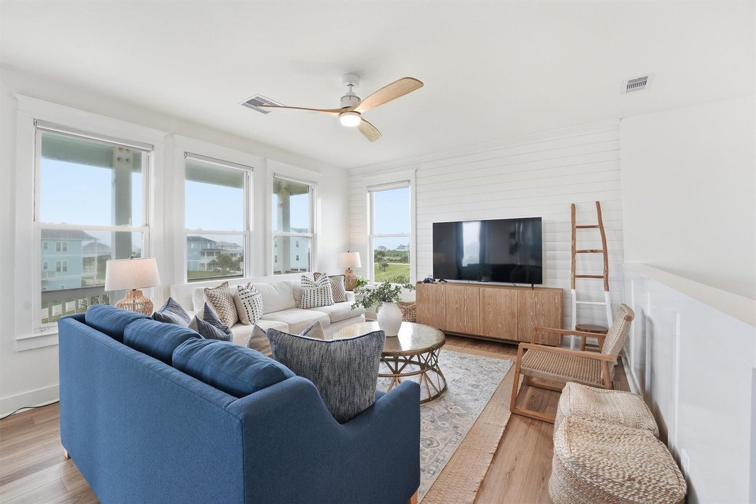 House in Galveston, Texas, United States 3 - 17861288