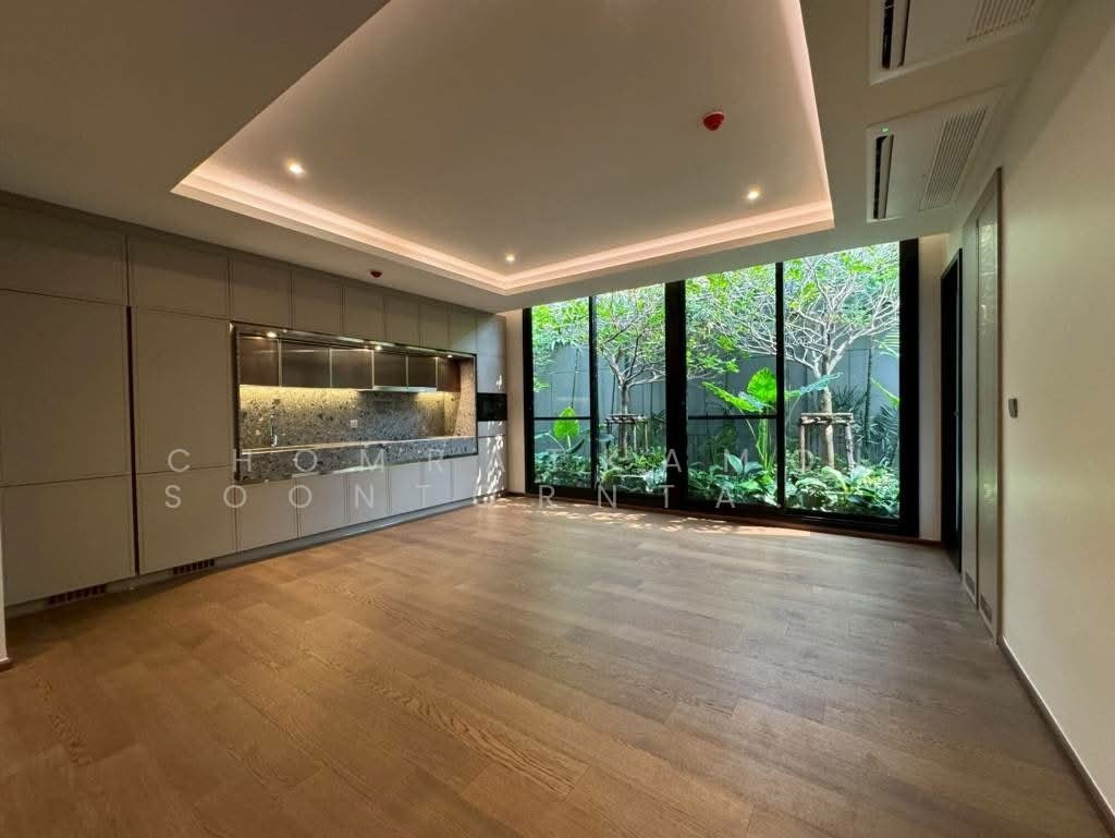 Condo in Ko Tan, Kamphaeng Phet, Thailand 1 - 17864441