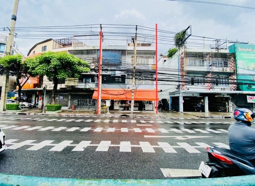 Townhouse in Bangkok, Krung Thep Maha Nakhon, Thailand 4 - 17867218