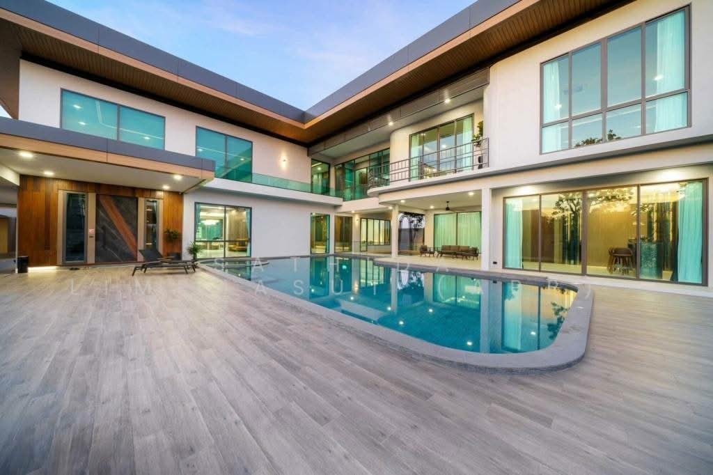 Villa in Pattaya City, Chon Buri, Thailand 1 - 17862710