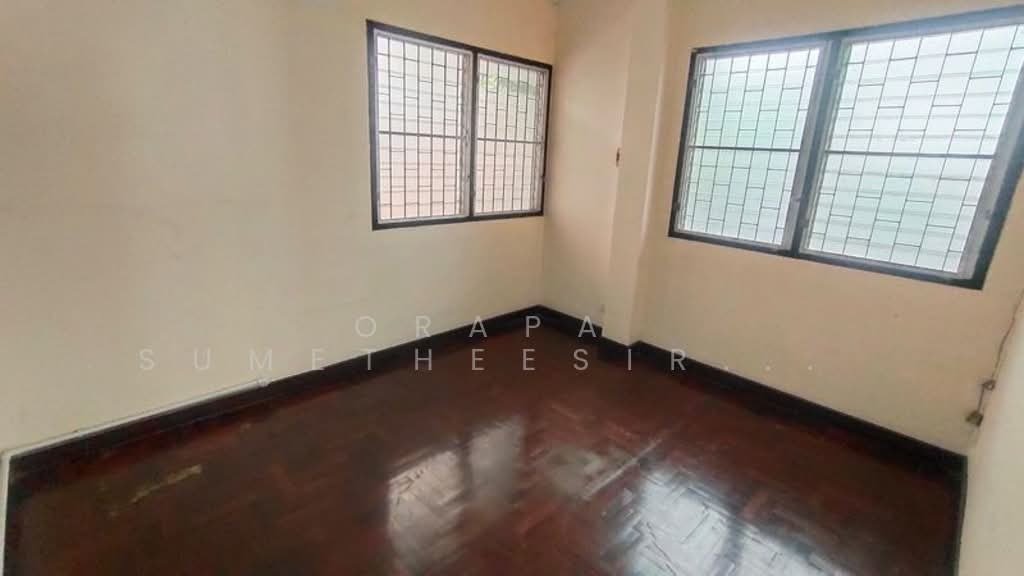 House in Phra Khanong Nuea, Bangkok, Thailand 3 - 17867254