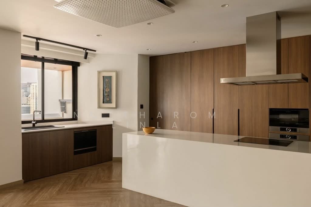 Condo in Khlong Toei, Krung Thep Maha Nakhon, Thailand 2 - 17867523