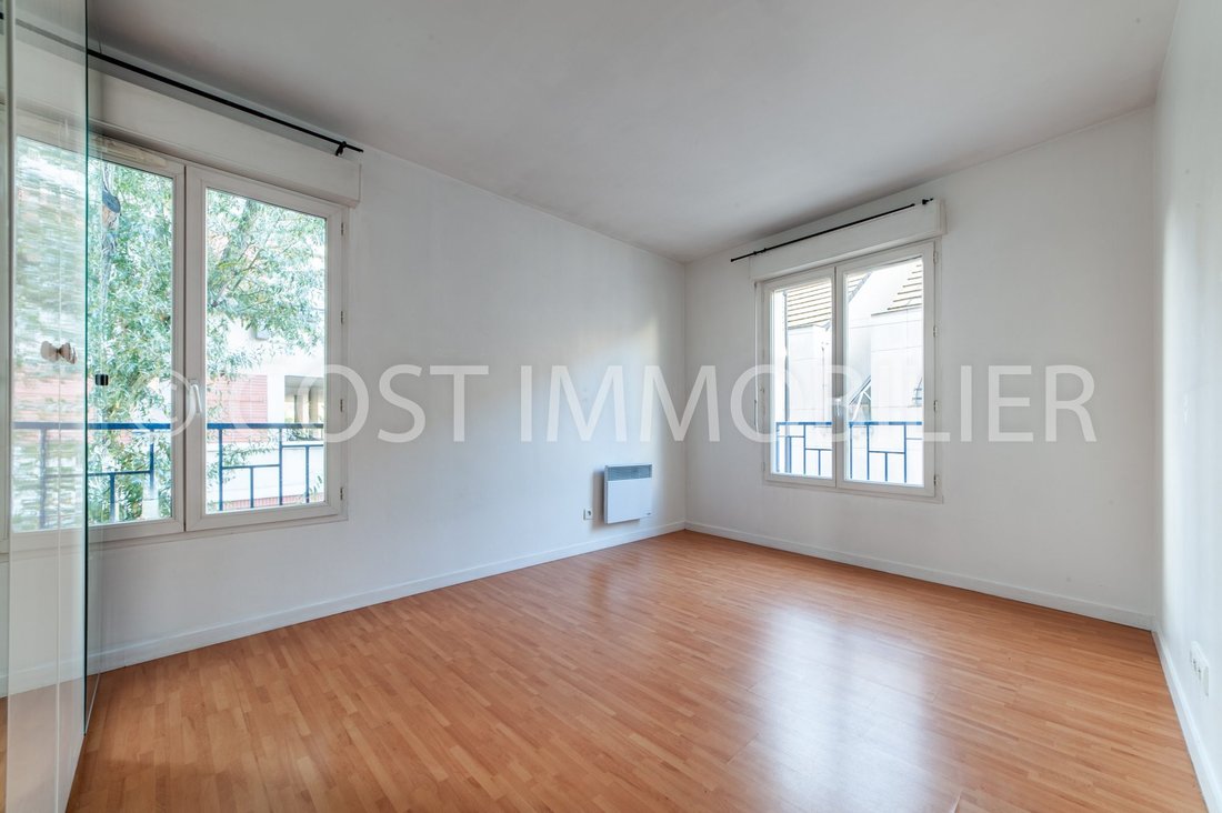 Apartment in Bois-Colombes, Ile-de-France, France 4 - 17868742