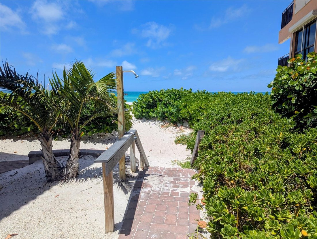 Condo in Holmes Beach, Florida, United States 3 - 17781021