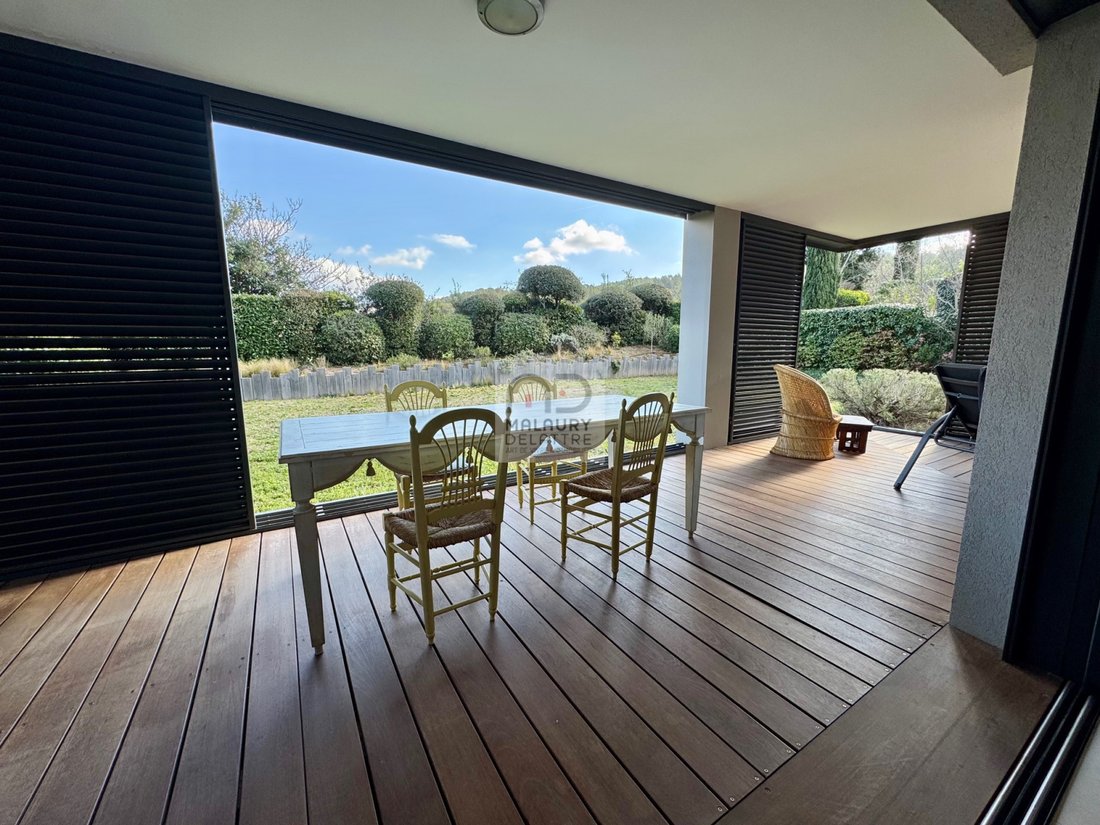 Apartment in Granettes-Jauberte-Sainte Anne, Aix-en-Provence, France 2 - 17865577