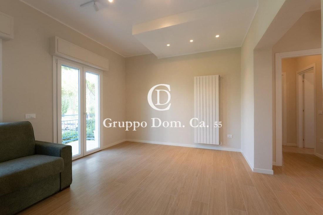 Apartment in Vittoria Apuana, Forte dei Marmi, Tuscany 3 - 17867019