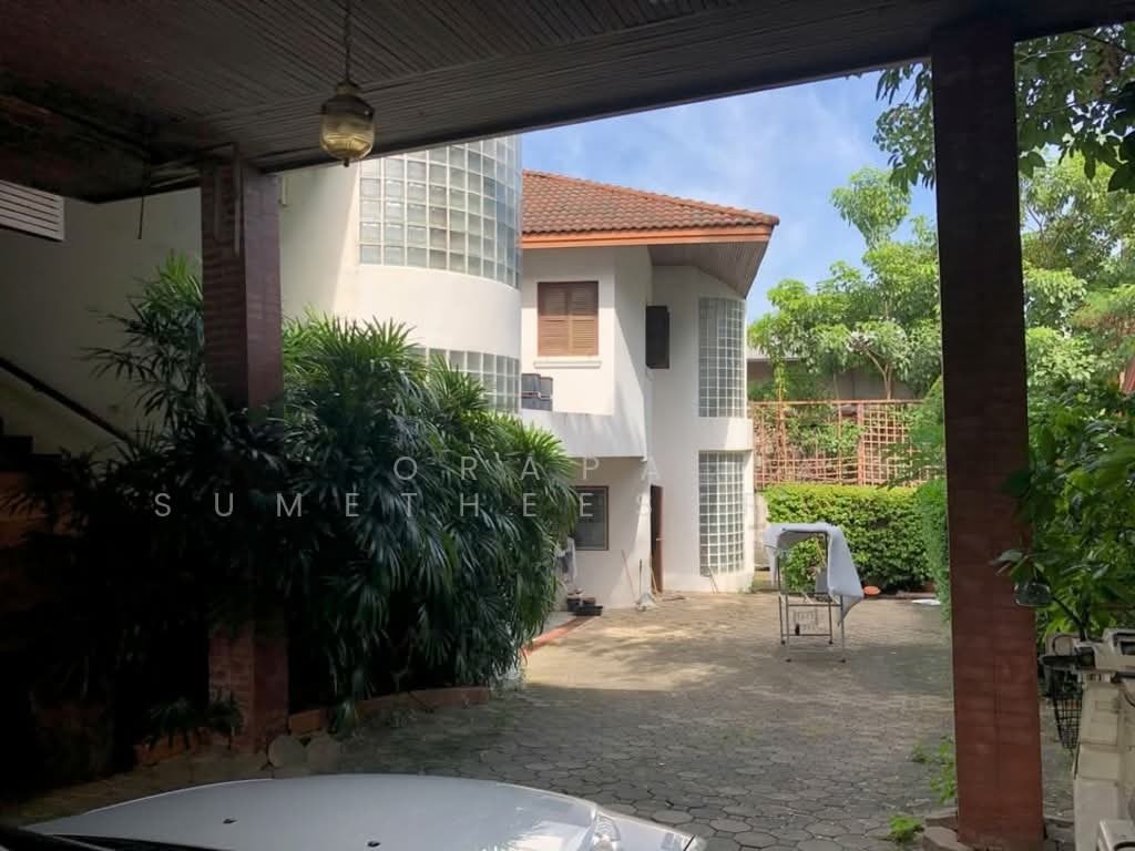 House in Bangkok, Krung Thep Maha Nakhon, Thailand 5 - 17863716