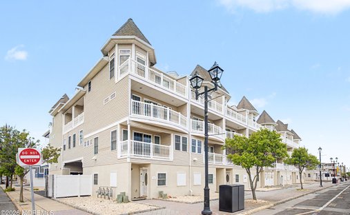Condo in Seaside Heights, New Jersey, United States 1