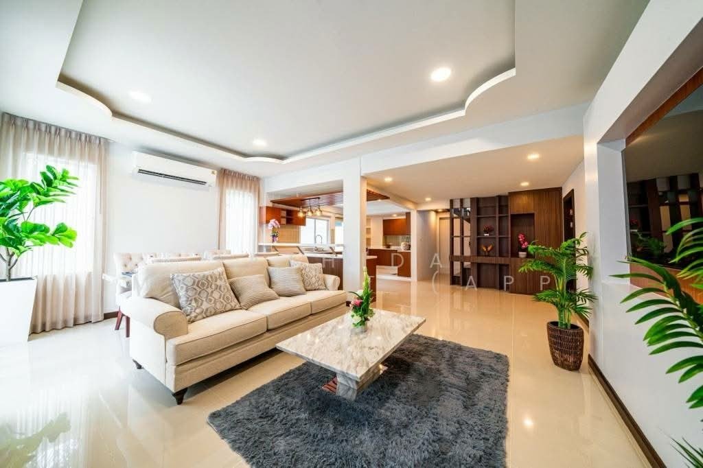 Villa in Pattaya City, Chon Buri, Thailand 2 - 17862377
