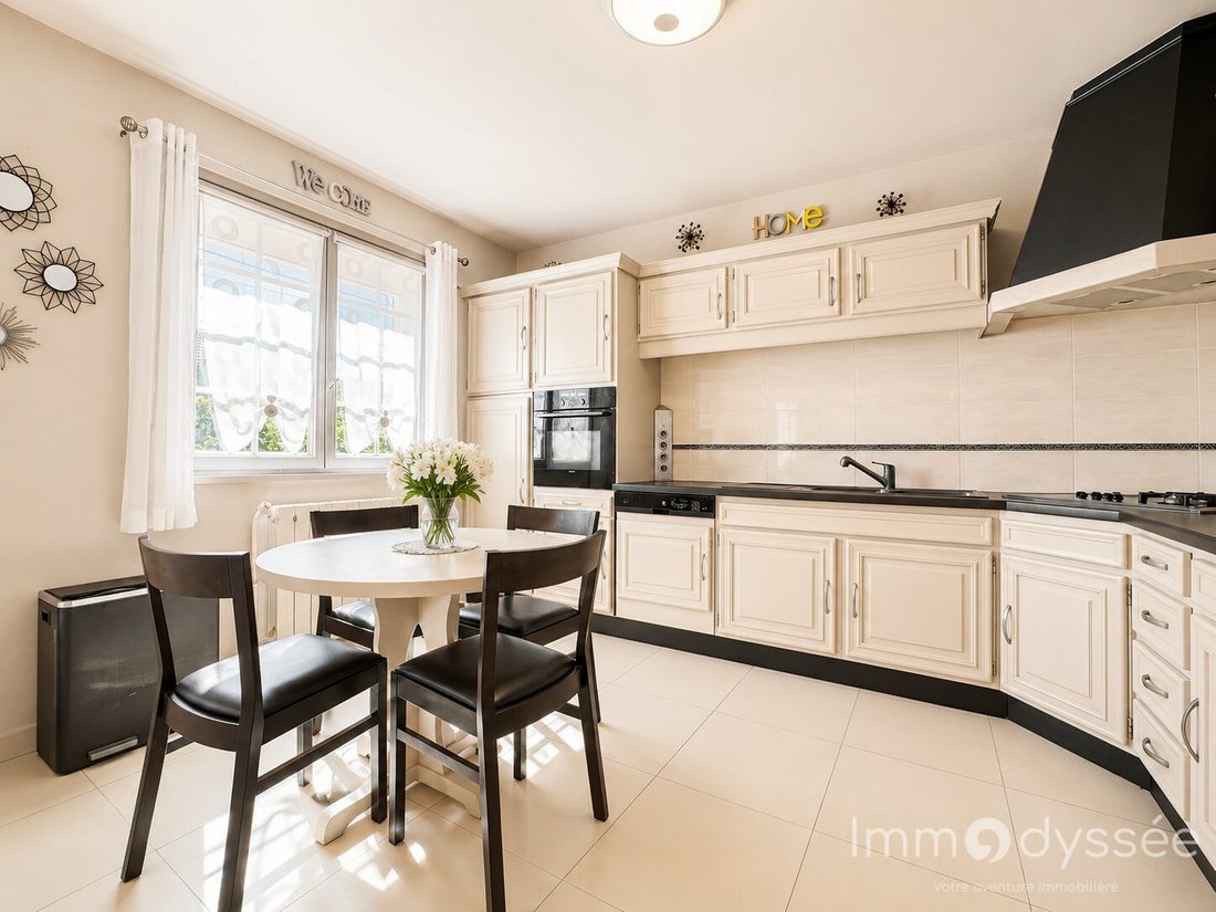 House in Descartes, Champs-sur-Marne, France 3 - 17868638