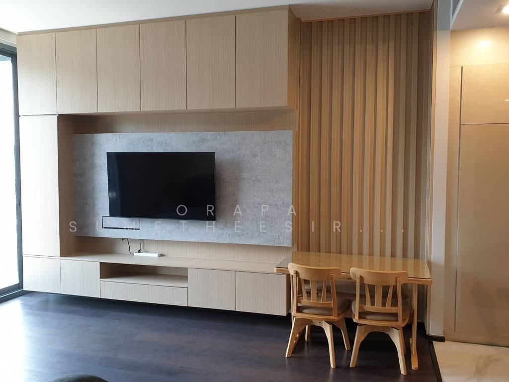 Laviq Sukhumvit 57