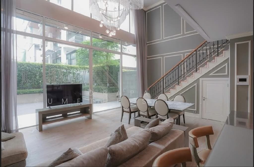 Townhouse in Bangkok, Krung Thep Maha Nakhon, Thailand 1 - 17865211
