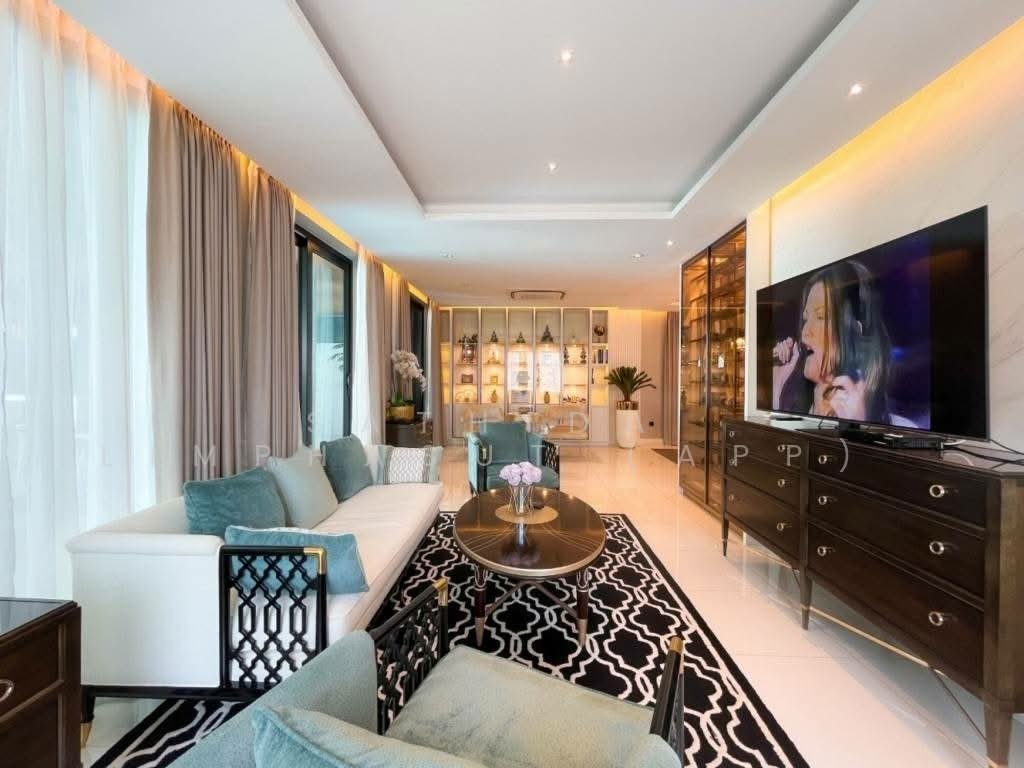 Villa in Nong Pla Lai, Chon Buri, Thailand 4 - 17862739