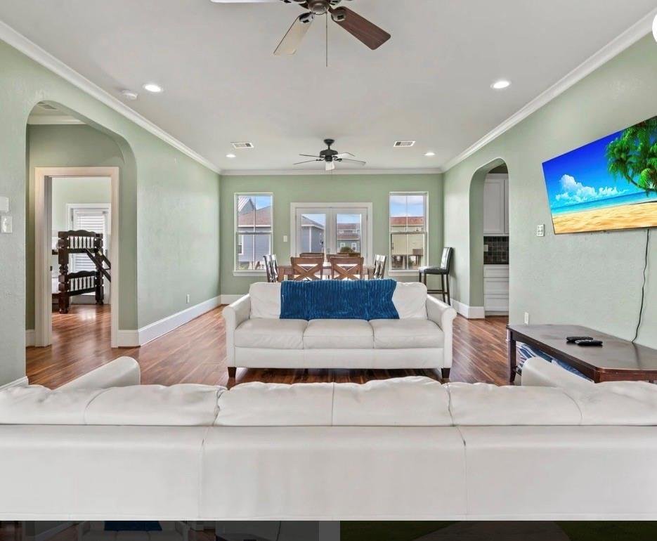 House in Galveston, Texas, United States 5 - 17861242