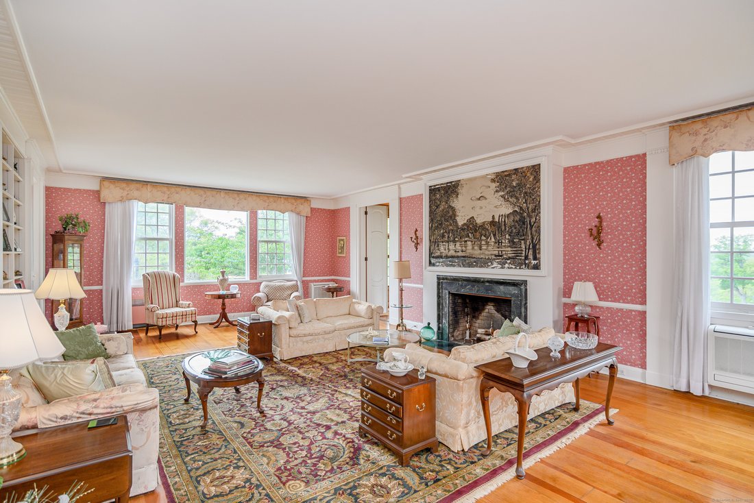 House in Newtown, Connecticut, United States 5 - 17869000