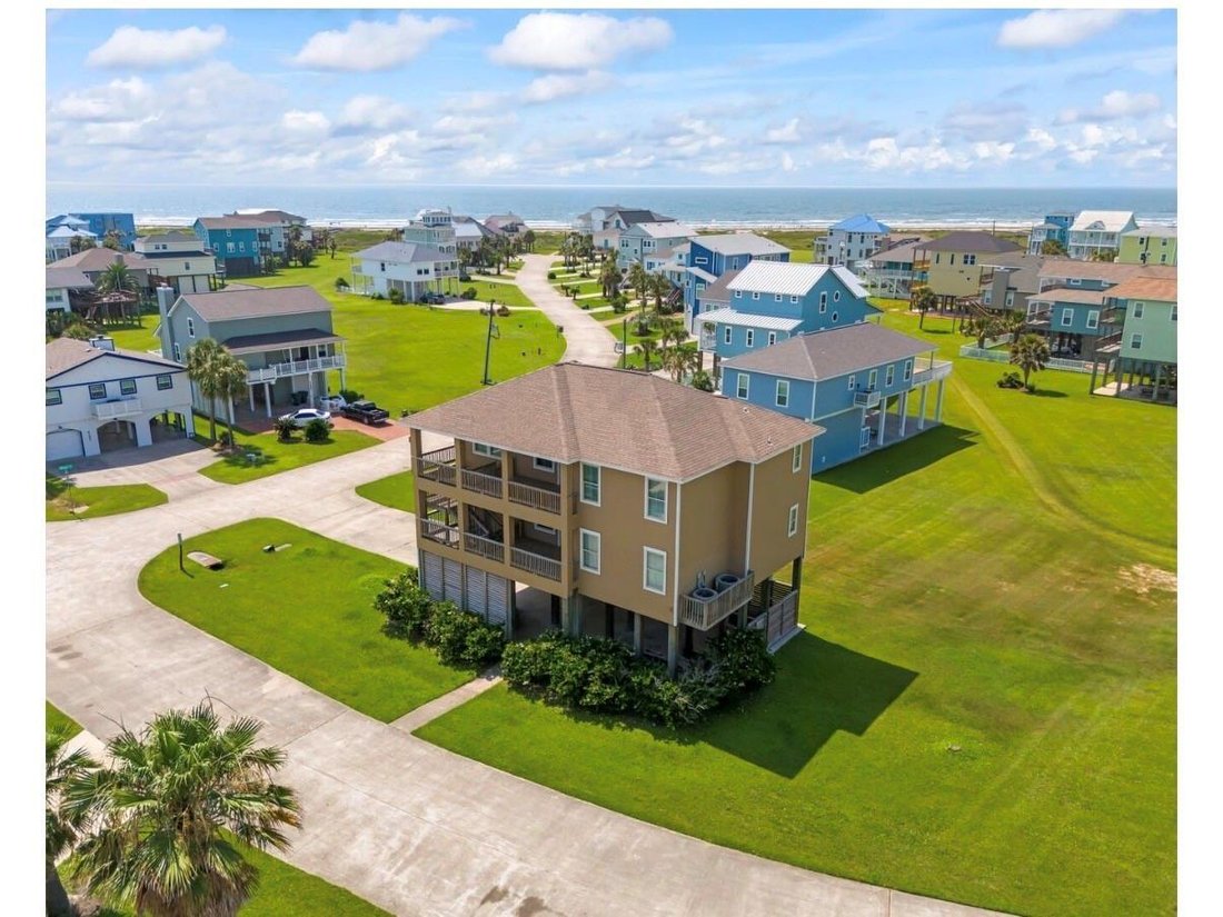 House in Galveston, Texas, United States 3 - 17861242