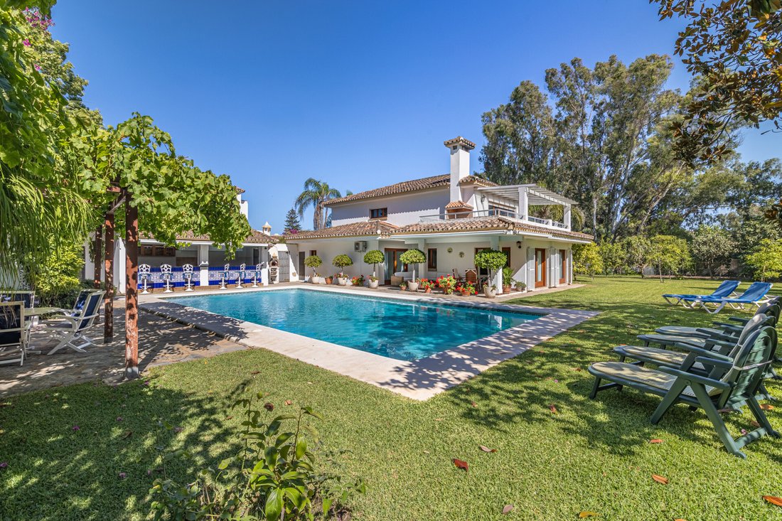 Villa in Estepona, Andalusia, Spain 1 - 17869534