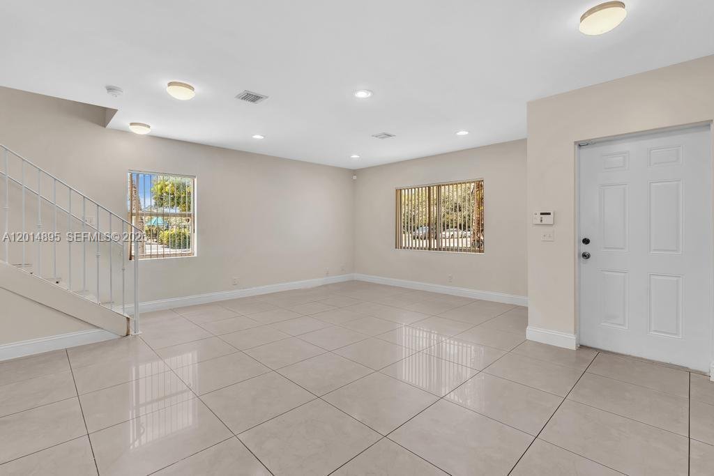 Wilton Manors, Florida, United States 5 - 17864833