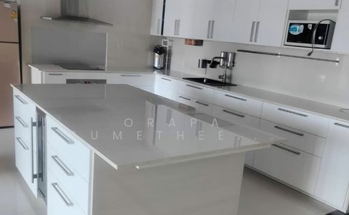 Condo in Bangkok, Krung Thep Maha Nakhon, Thailand 1