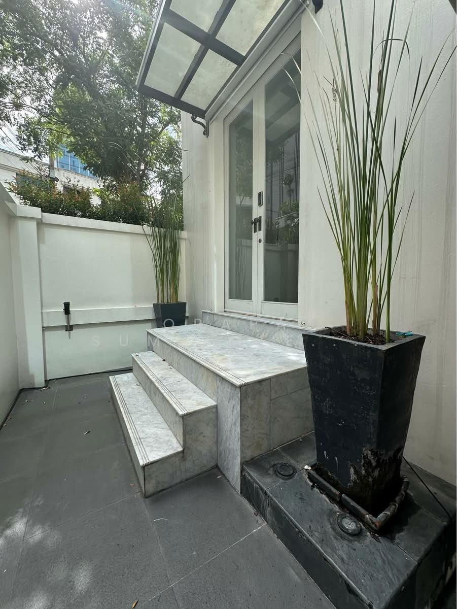 House in Bangkok, Krung Thep Maha Nakhon, Thailand 1 - 17863731
